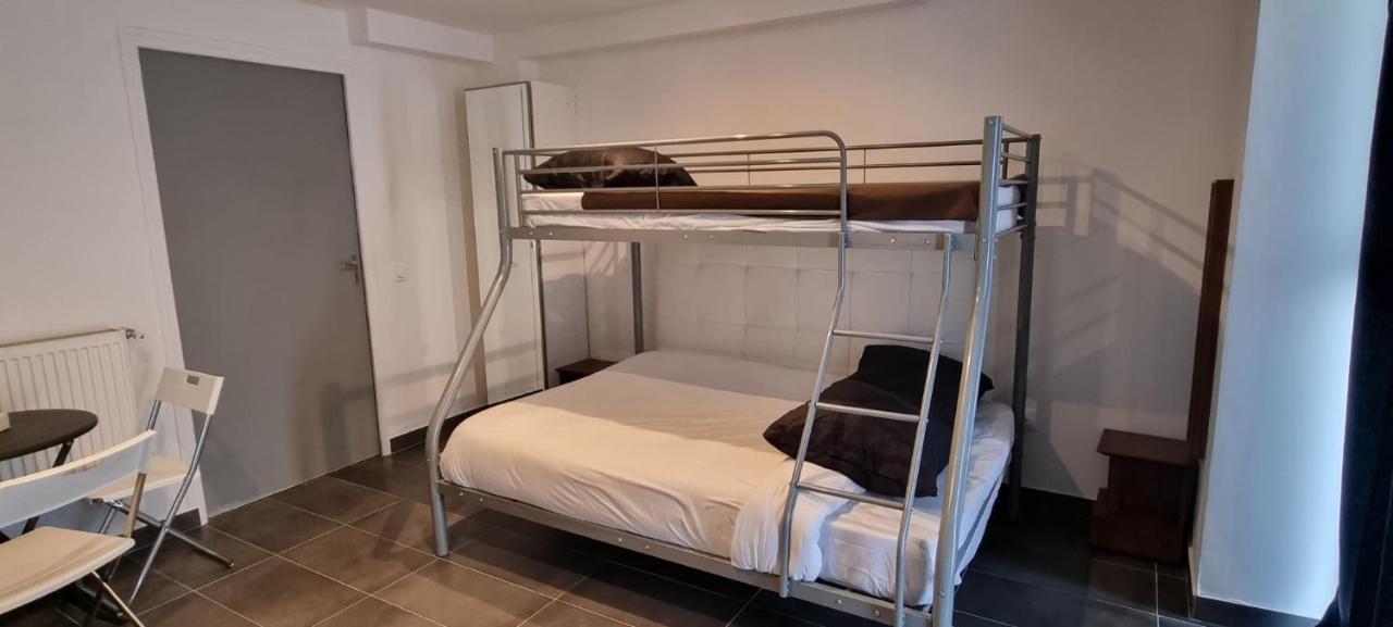 Hotel Sainte-Barbe Guignes-Rabutin Eksteriør billede