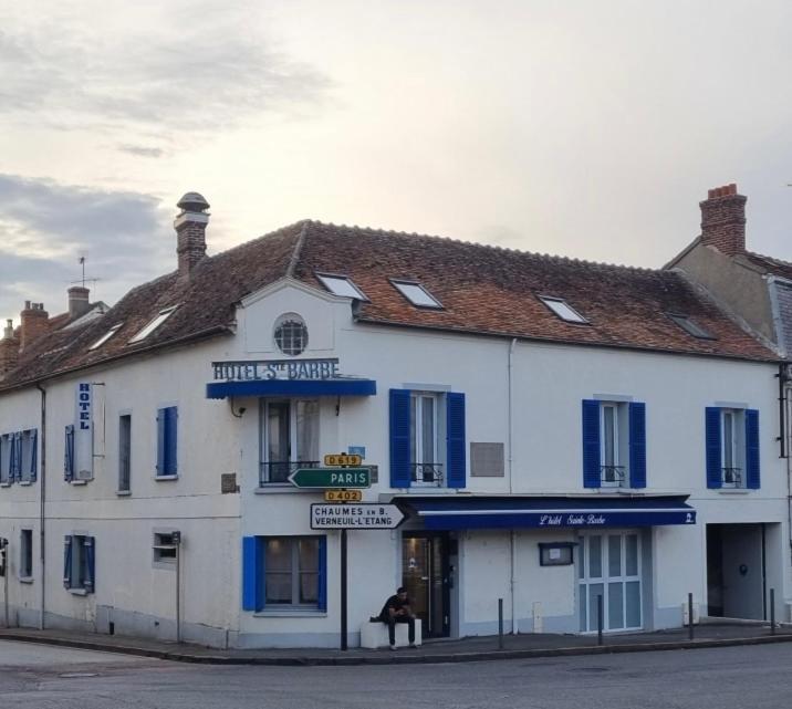 Hotel Sainte-Barbe Guignes-Rabutin Eksteriør billede