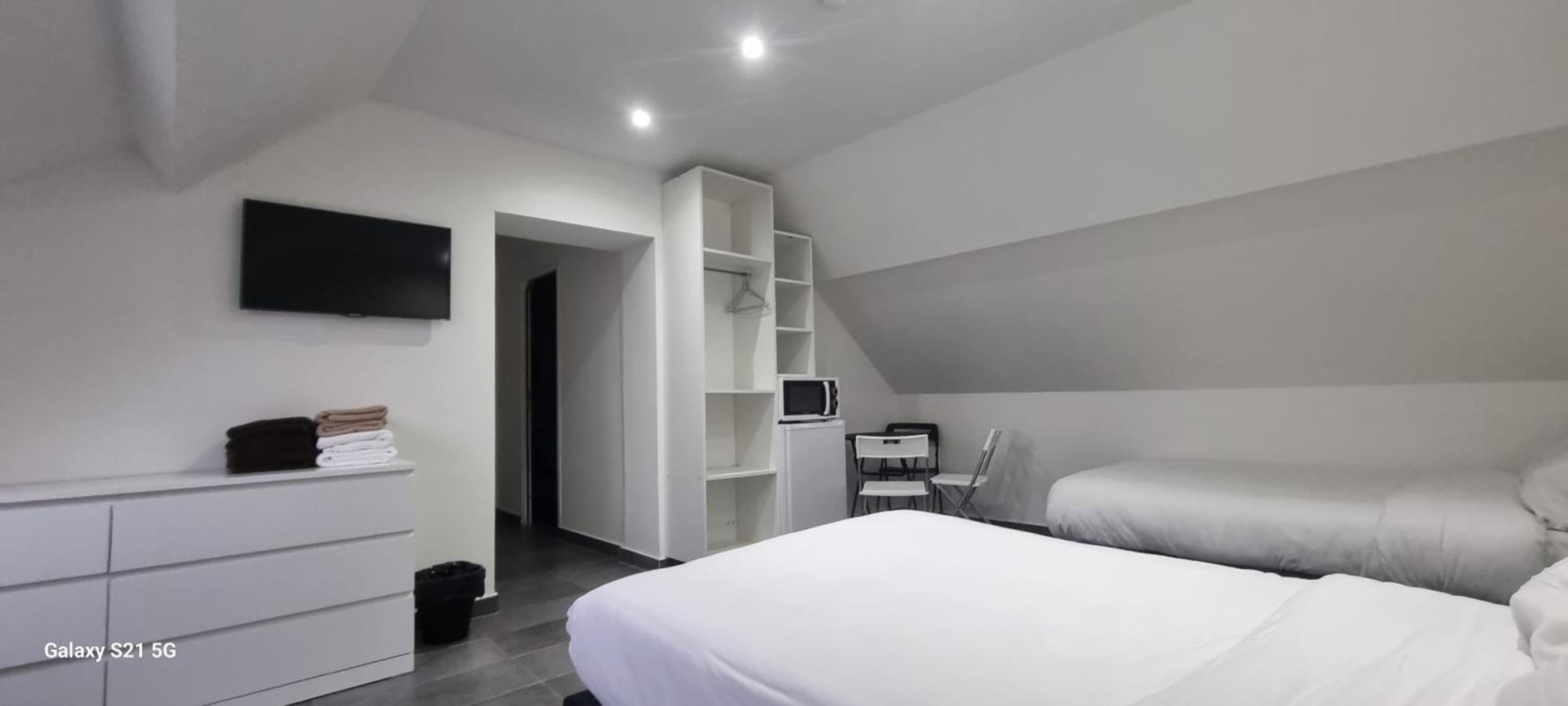 Hotel Sainte-Barbe Guignes-Rabutin Eksteriør billede